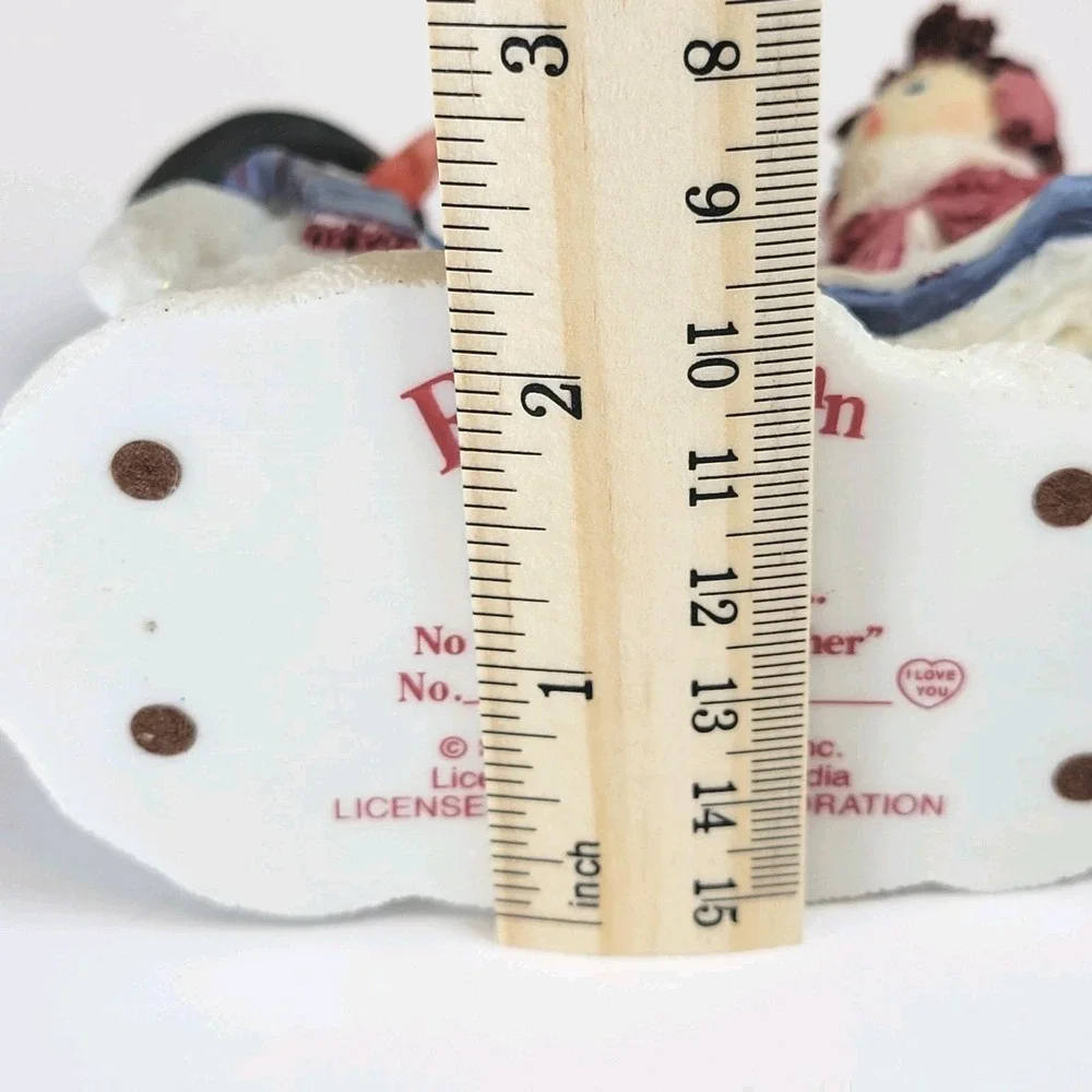 Enesco Raggedy Ann Snowman Figurine‎ Friends Forever Winter Christmas Decor